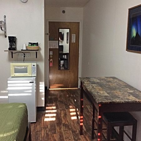 Creekwood Inn Anchorage Exterior foto