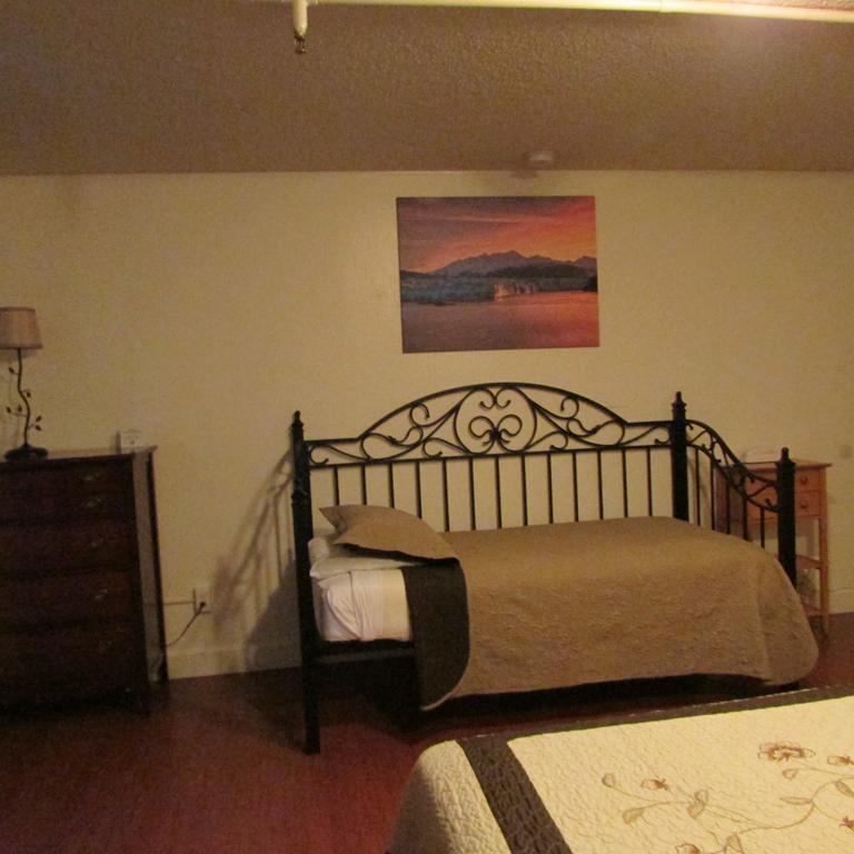 Creekwood Inn Anchorage Exterior foto