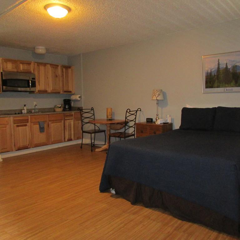 Creekwood Inn Anchorage Exterior foto