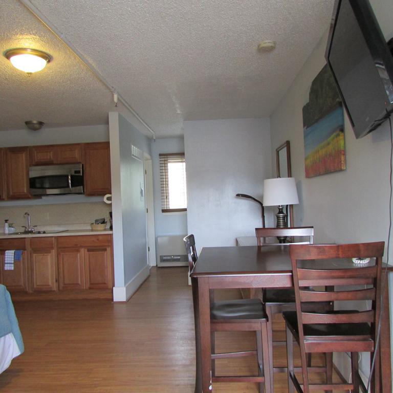 Creekwood Inn Anchorage Exterior foto